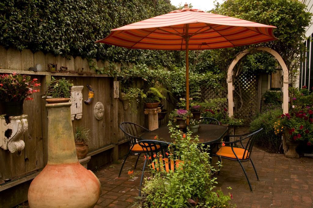 Old Thyme Inn Half Moon Bay Exterior photo